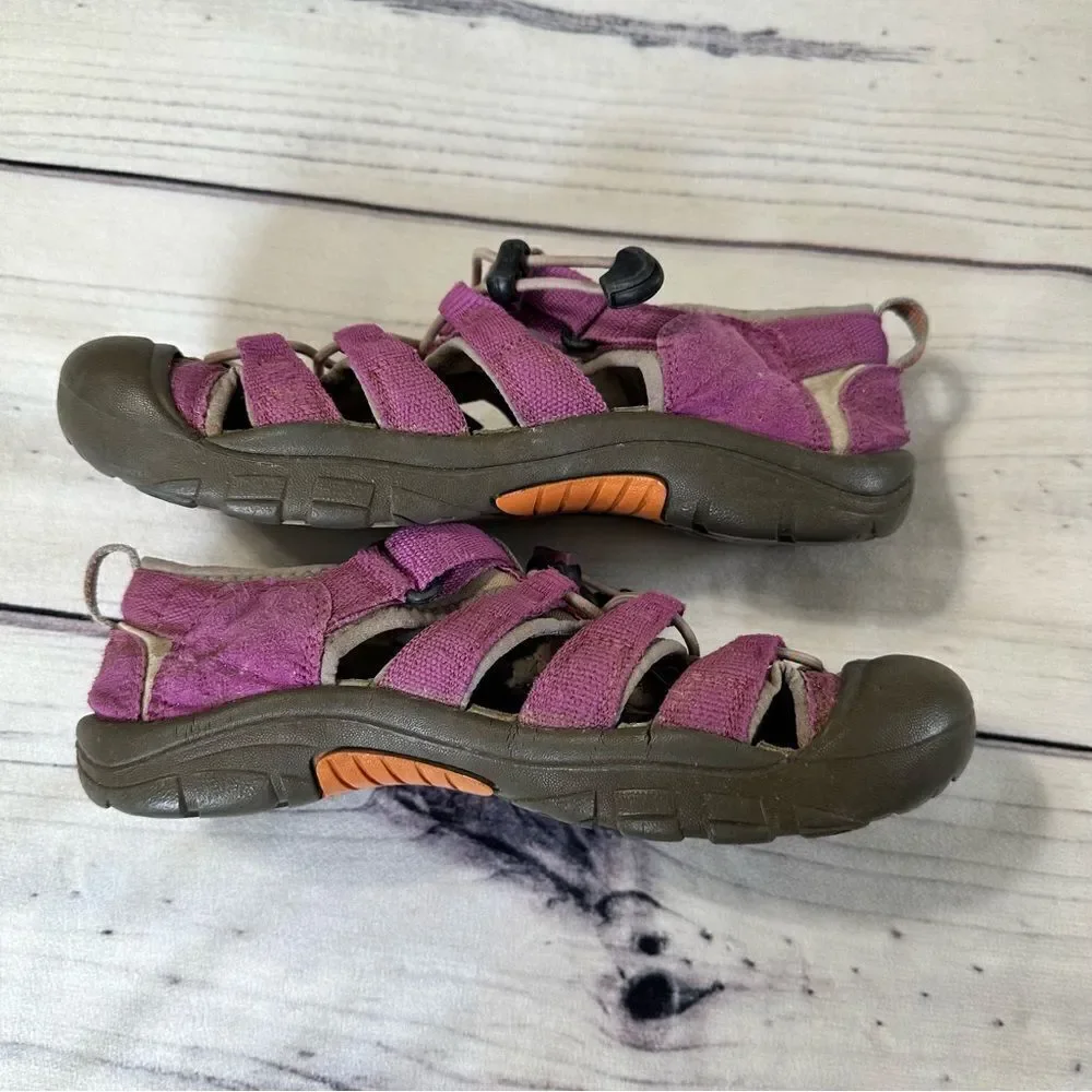 Keen Youth Size 5 Purple Newport H2 Trail Hiking Sandals Youth Water Shoes‎
